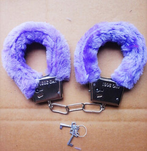 Sex Furry Fuzzy Handcuffs